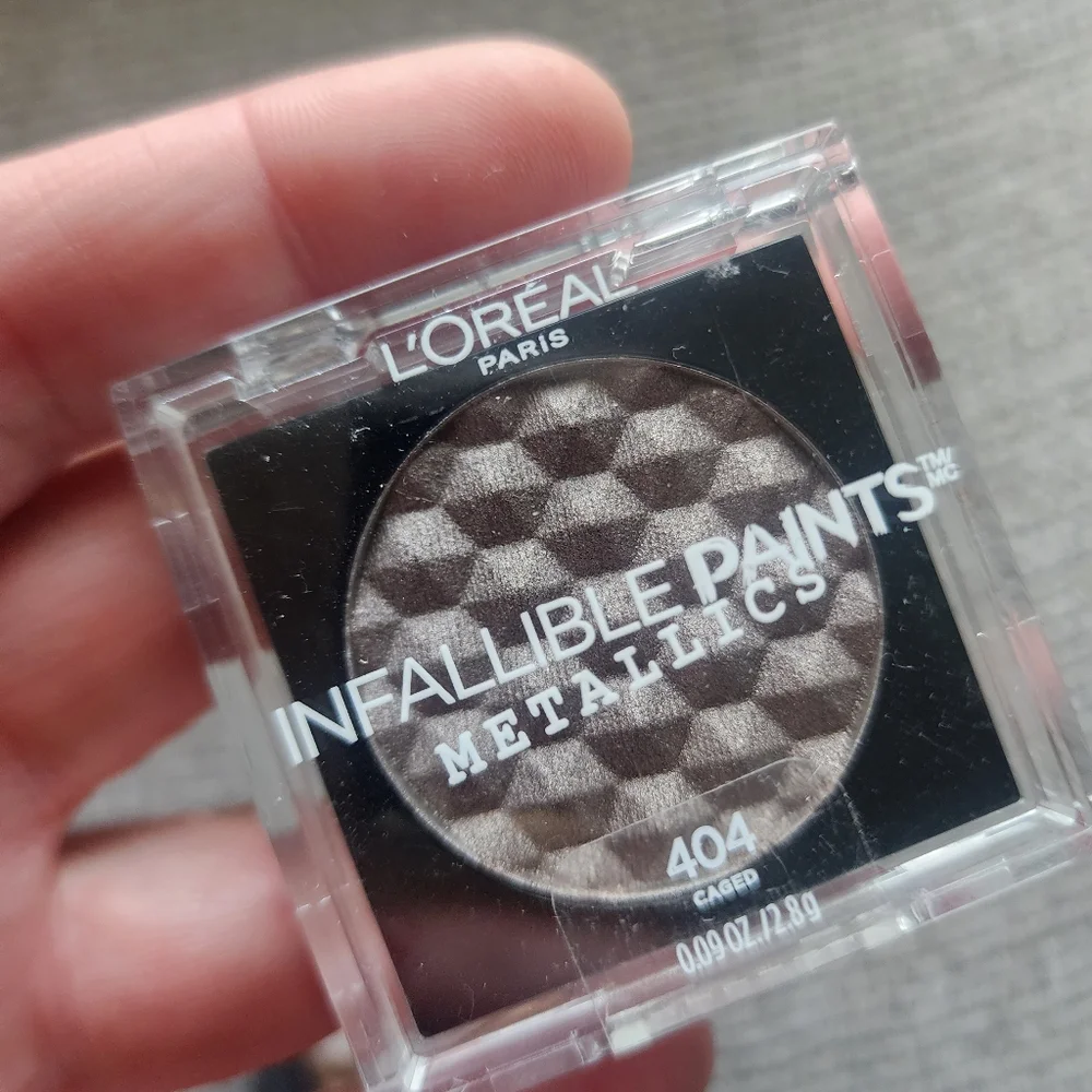 Metallic Eyeshadow